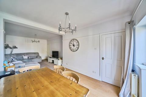 3 bedroom semi-detached house for sale, Herent Drive, Ilford, IG5