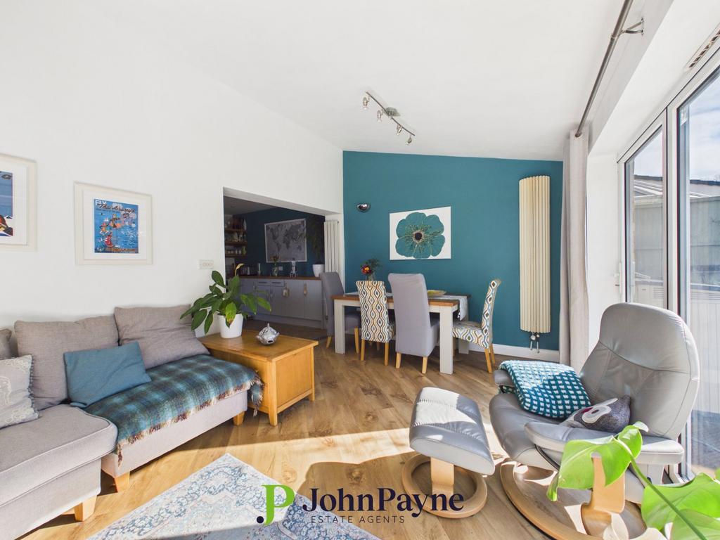 Living / Dining