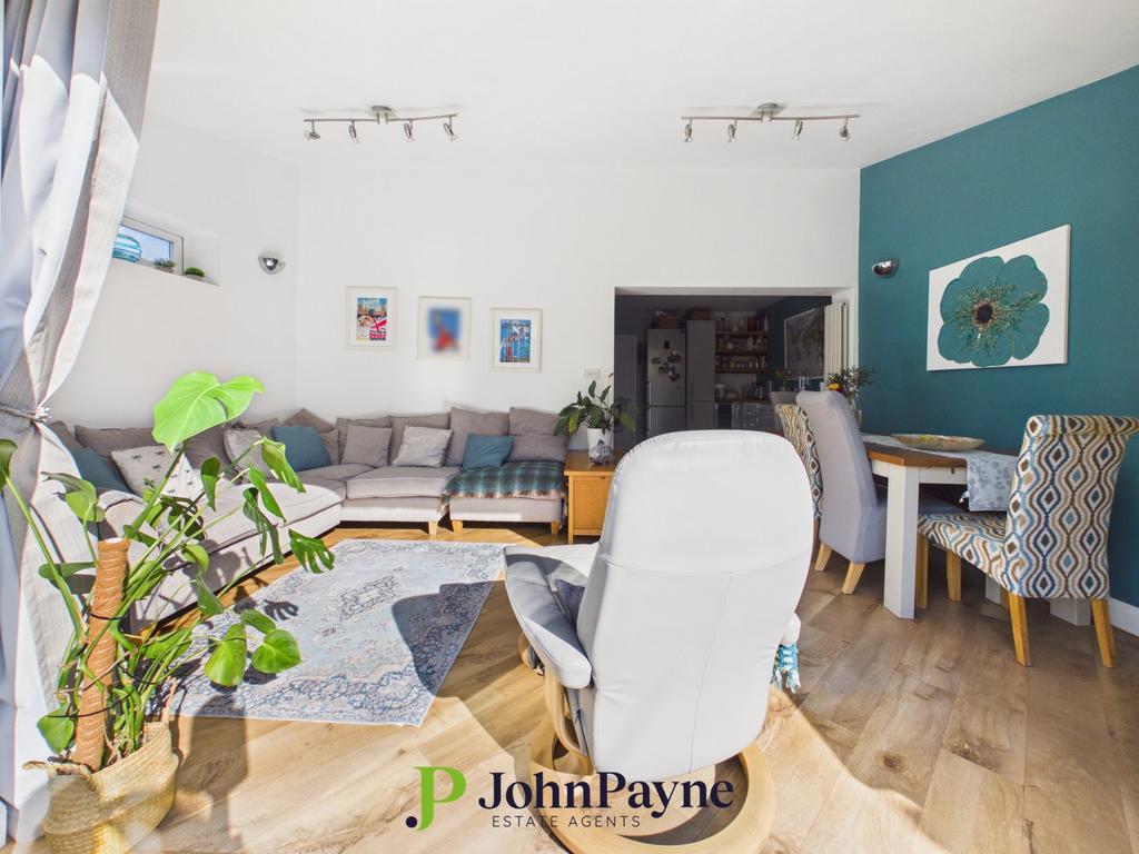 Living / Dining
