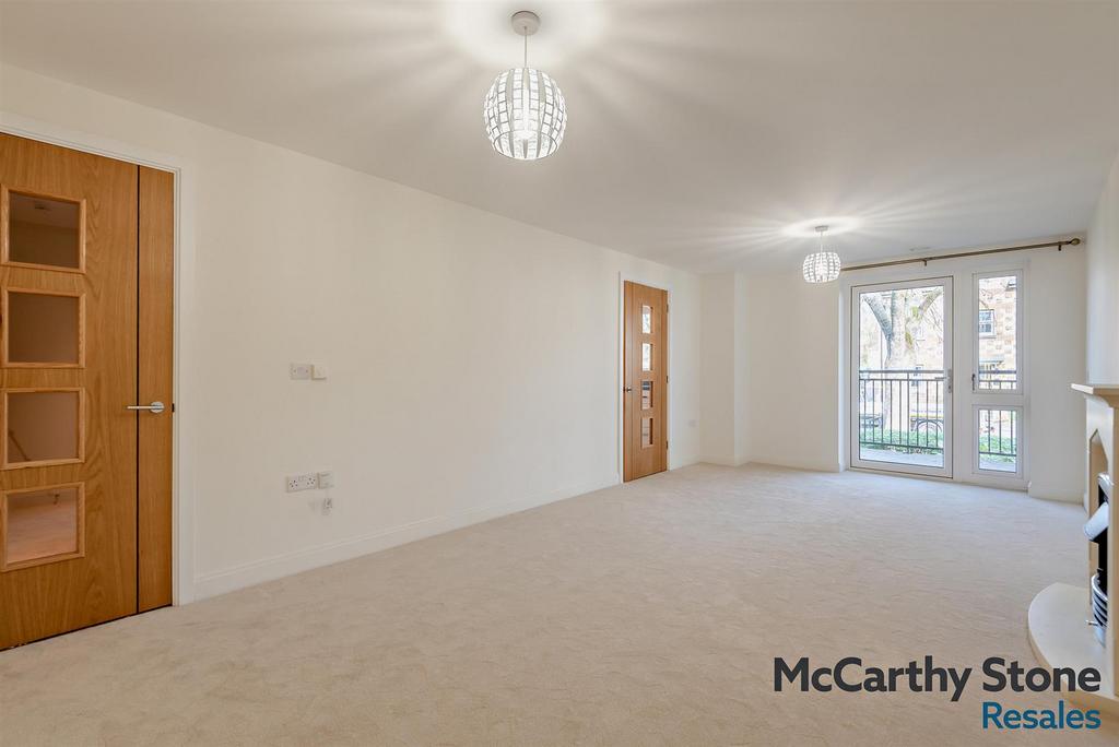 8681262-interior13-800.jpg