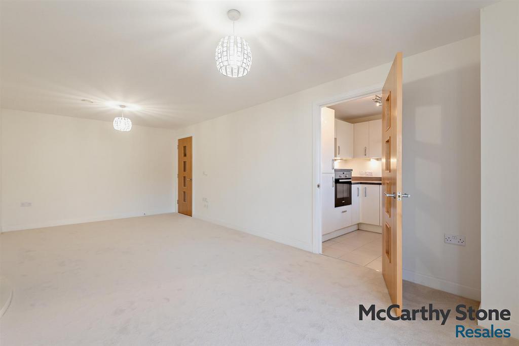 8681262-interior15-800.jpg