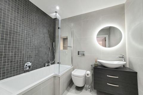2 bedroom apartment to rent, Oxhey Road, WATFORD