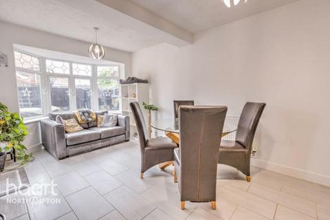 undefined, Dapplestone Close, NORTHAMPTON