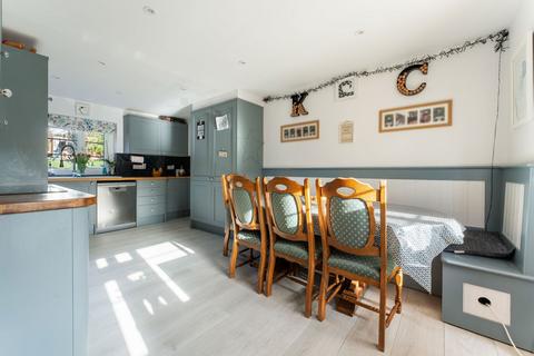 undefined, Salisbury Road, Salisbury SP3