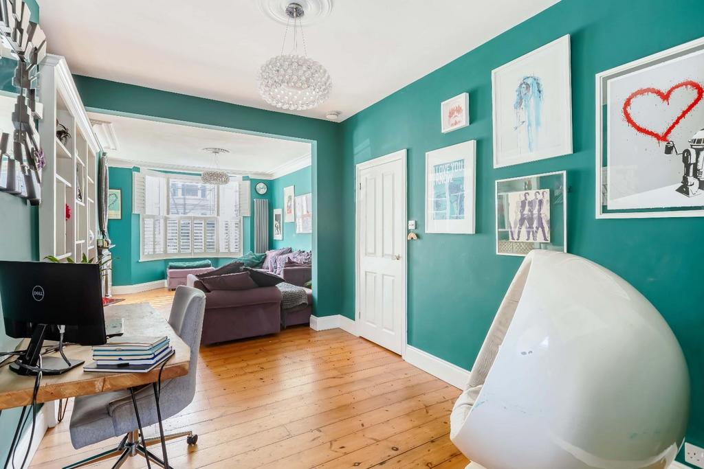 Connaught Terrace 4.jpg