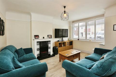 4 bedroom end of terrace house for sale, Dunkeld Road, Gosport