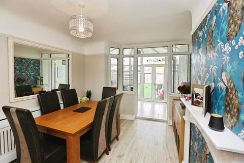 4 bedroom end of terrace house for sale, Dunkeld Road, Gosport