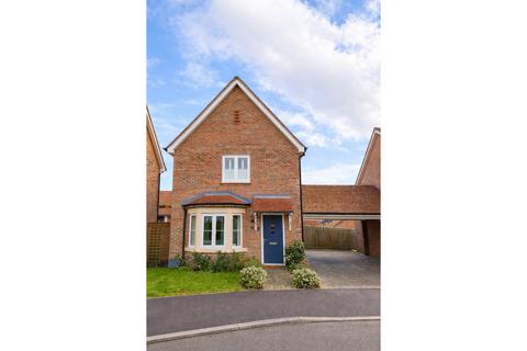 3 bedroom detached house for sale, Heritage Lane, Burgess Hill, RH15