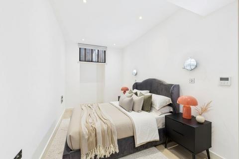2 bedroom apartment to rent, Flat 3 :: Gramercy House