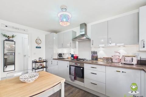 2 bedroom flat for sale, Fleetlands House, 34 Blackmoor Drive, Basingstoke, Hampshire, RG24