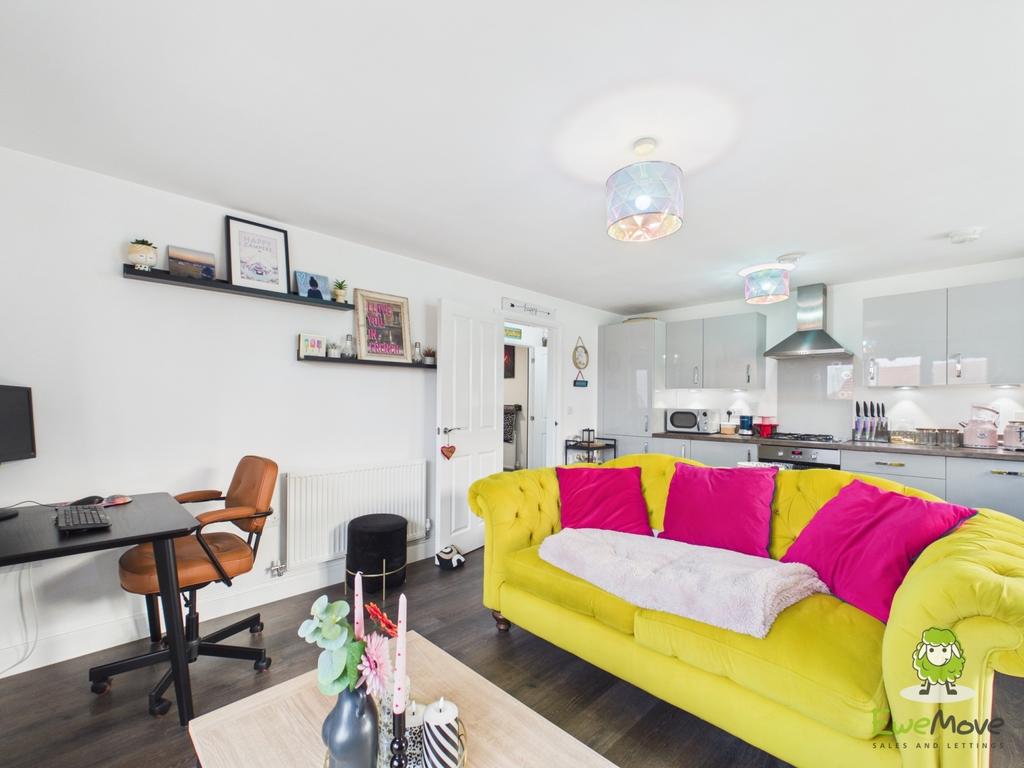 Ewe Move Estate Agents Basingstoke -Fleetlands Hous