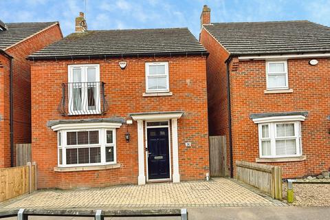 Copgrove Close, Hamilton, Leicester, LE5