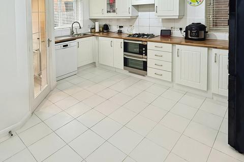 4 bedroom detached house for sale, Copgrove Close, Hamilton, Leicester, LE5