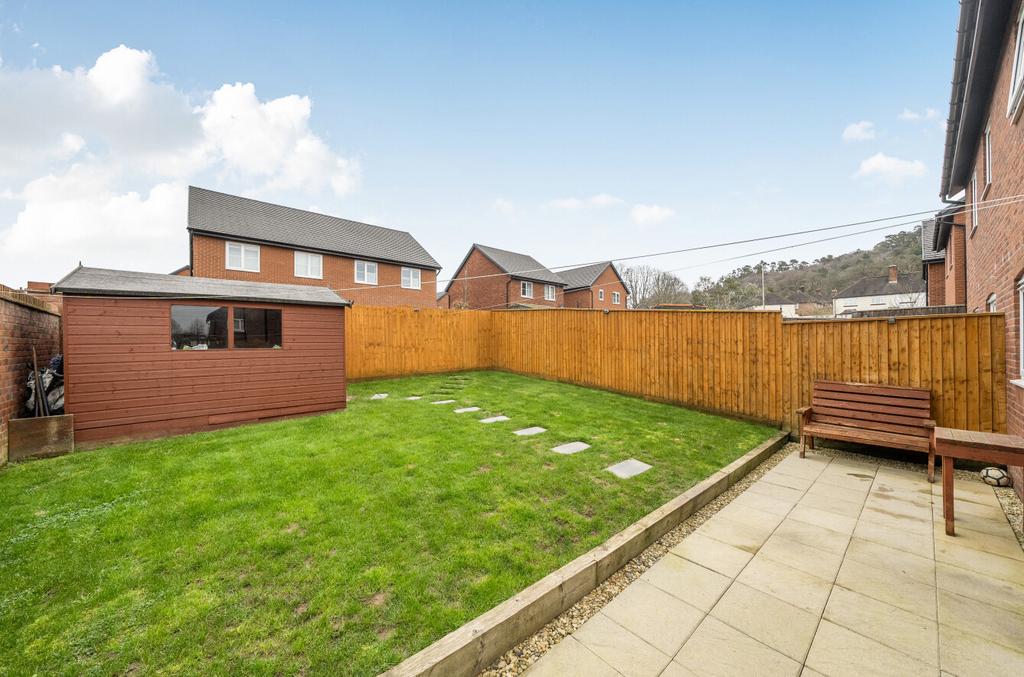 1422216-12-69a594...