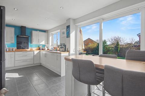 undefined, Shenstone Drive, Balsall Common, CV7