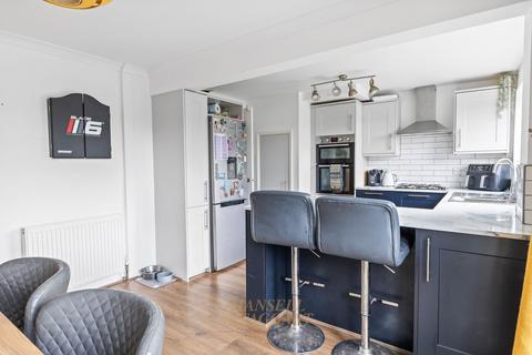 3 bedroom semi-detached house for sale, Fairway, Crawley RH10