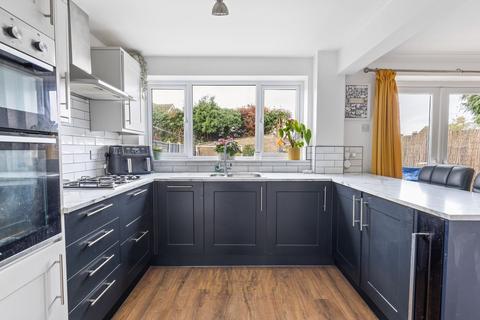 3 bedroom semi-detached house for sale, Fairway, Crawley RH10