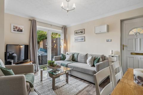 undefined, Leas Drive, Iver SL0