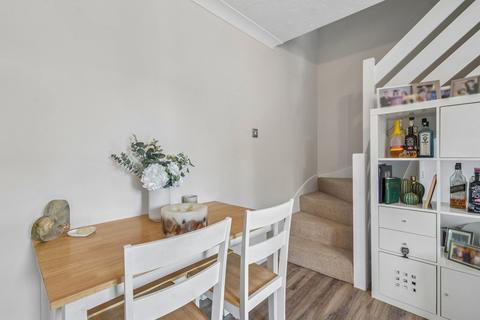 undefined, Leas Drive, Iver SL0