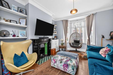 3 bedroom terraced house for sale, Springfield Road, London, E6