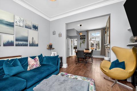 3 bedroom terraced house for sale, Springfield Road, London, E6