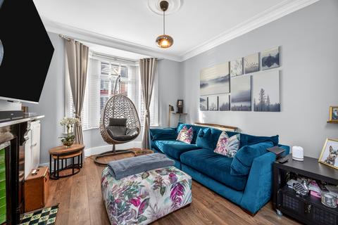 3 bedroom terraced house for sale, Springfield Road, London, E6