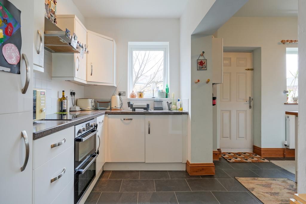 Breakfasting Kitchen