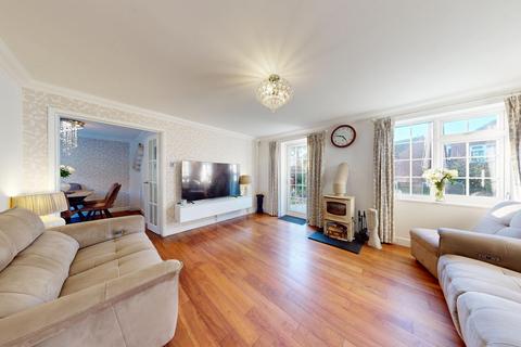 3 bedroom detached house for sale, Wheatfield, Leybourne, West Malling, Kent, ME19