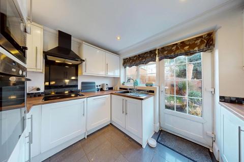 3 bedroom detached house for sale, Wheatfield, Leybourne, West Malling, Kent, ME19