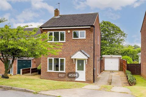 3 bedroom detached house to rent, Nottingham NG15