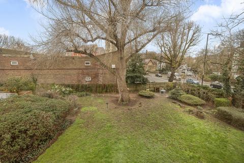 2 bedroom flat for sale, Highwood Close, London, London, SE22