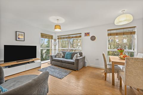 2 bedroom flat for sale, Highwood Close, London, London, SE22