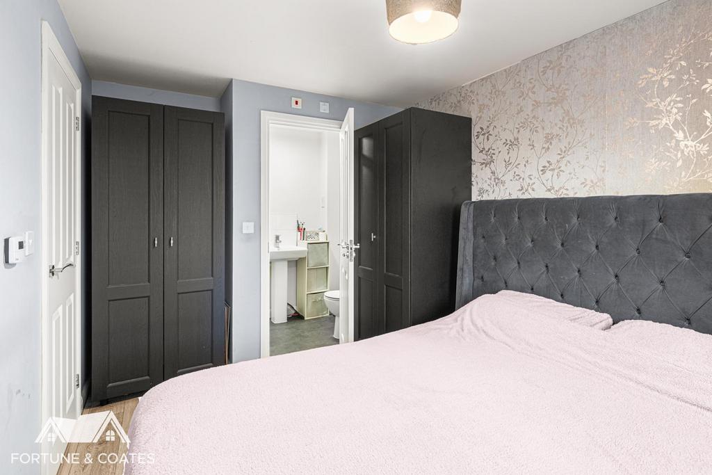 Blackthorn Drive 4.jpg