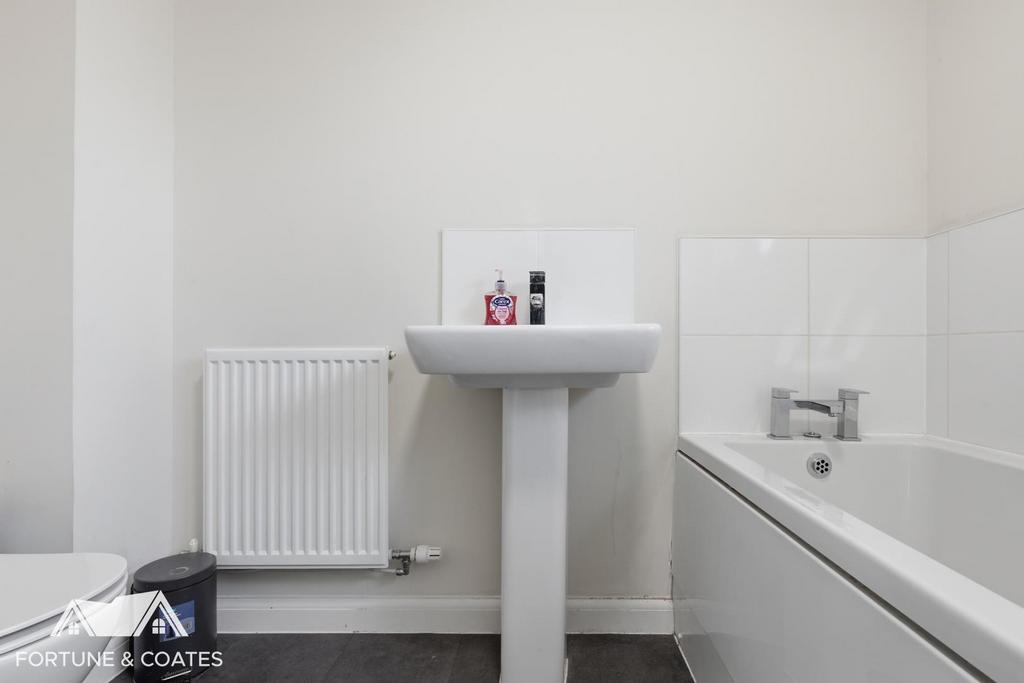 Blackthorn Drive 35.jpg