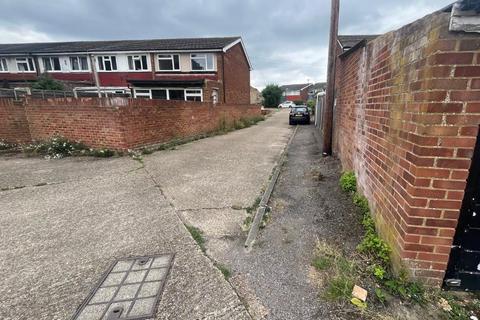undefined, Stourton Avenue, Feltham TW13