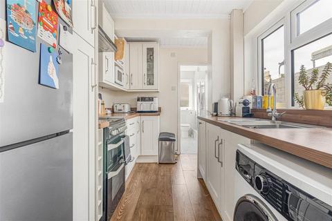 2 bedroom terraced house for sale, Stanley Road, Newmarket CB8