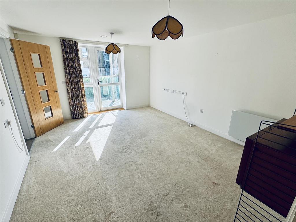 For Sale by Aspire Residential   Heene Road