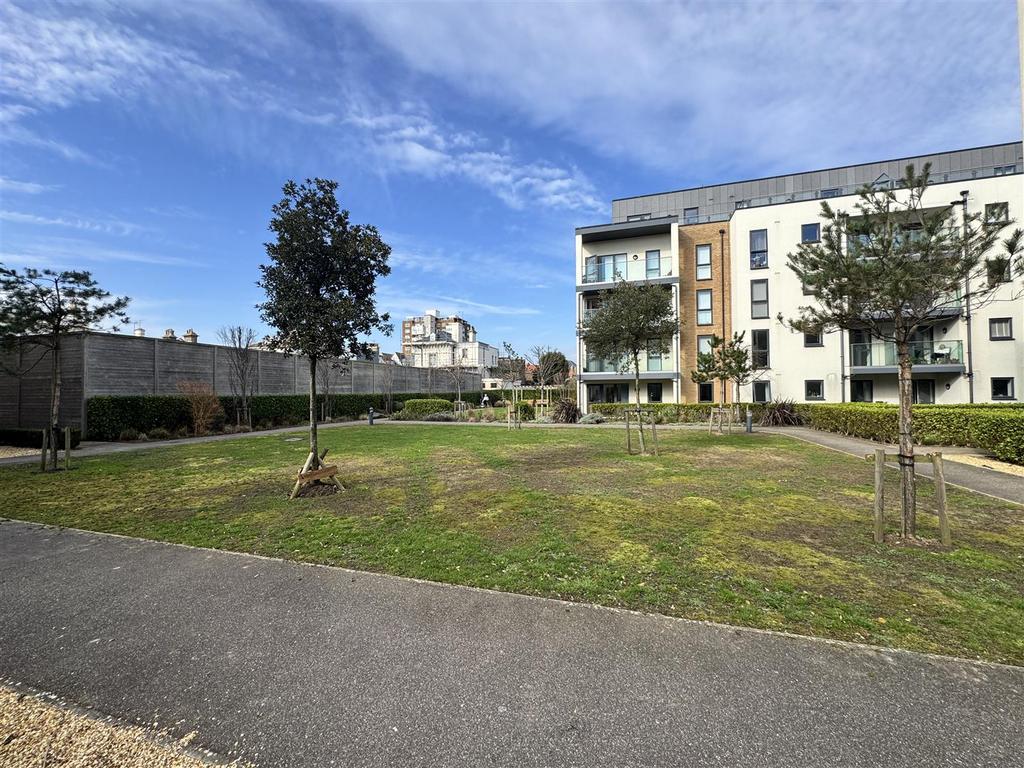For Sale by Aspire Residential   Heene Road