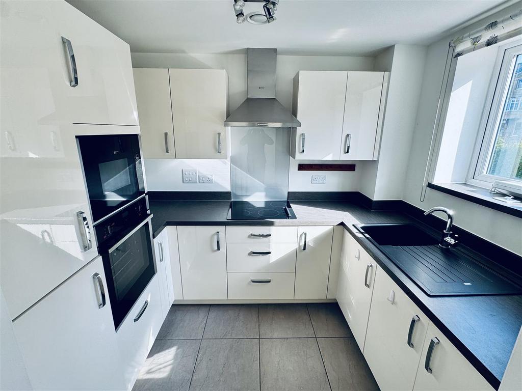 For Sale by Aspire Residential   Heene Road