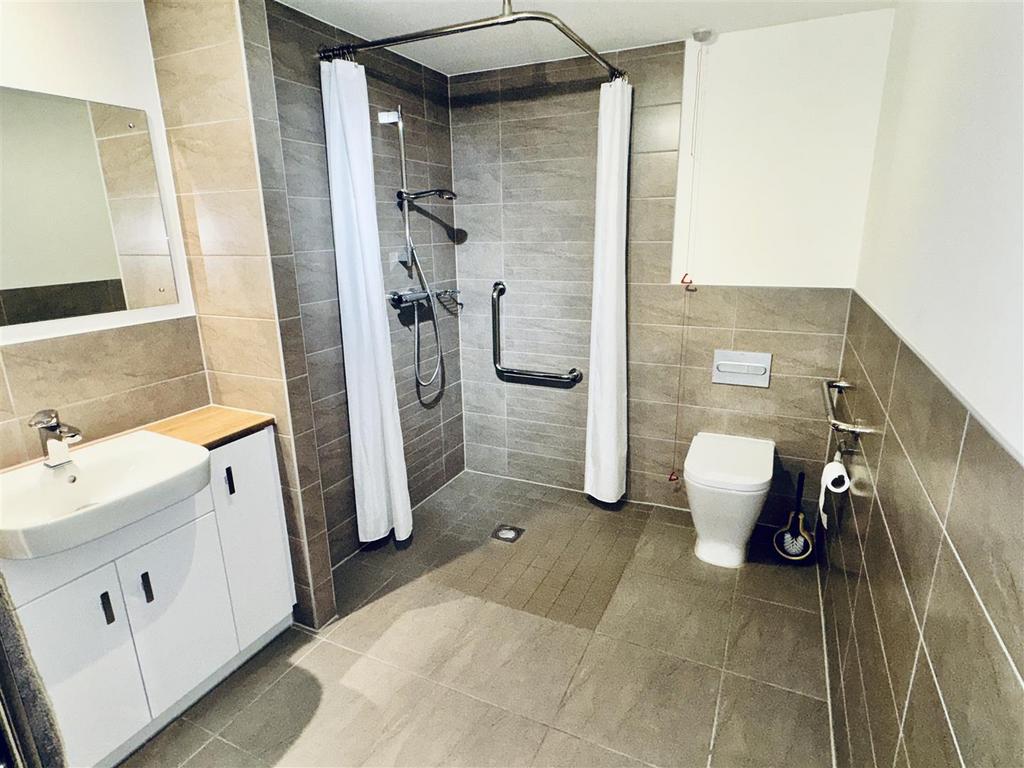 For Sale by Aspire Residential   Heene Road