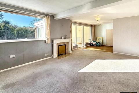 2 bedroom bungalow for sale, Chafeys Avenue, Weymouth