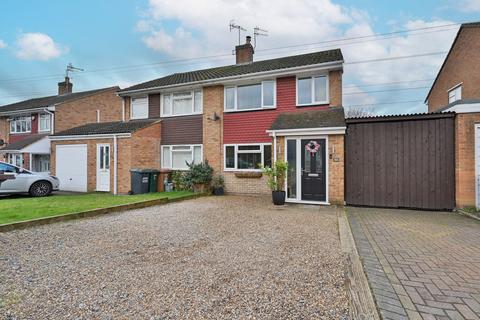 3 bedroom semi-detached house for sale, Mutchetts Close, Watford, WD25