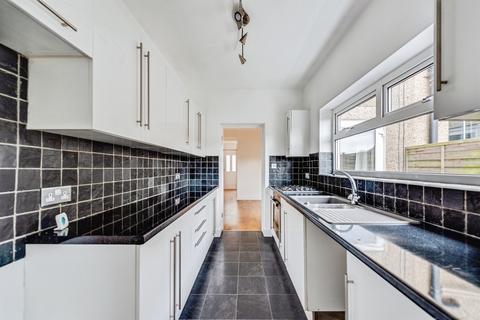 3 bedroom terraced house for sale, Deburgh Street, Swindon