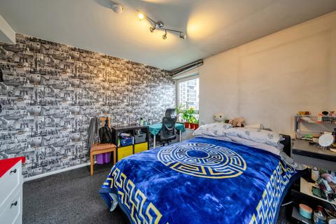 2 bedroom apartment for sale, Wyndham Road, London