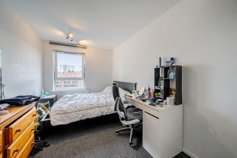 2 bedroom apartment for sale, Wyndham Road, London