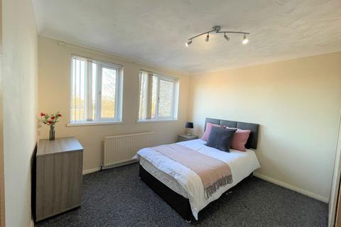 undefined, Rm 6, Brookfurlong, Ravensthorpe, PE3 7LQ