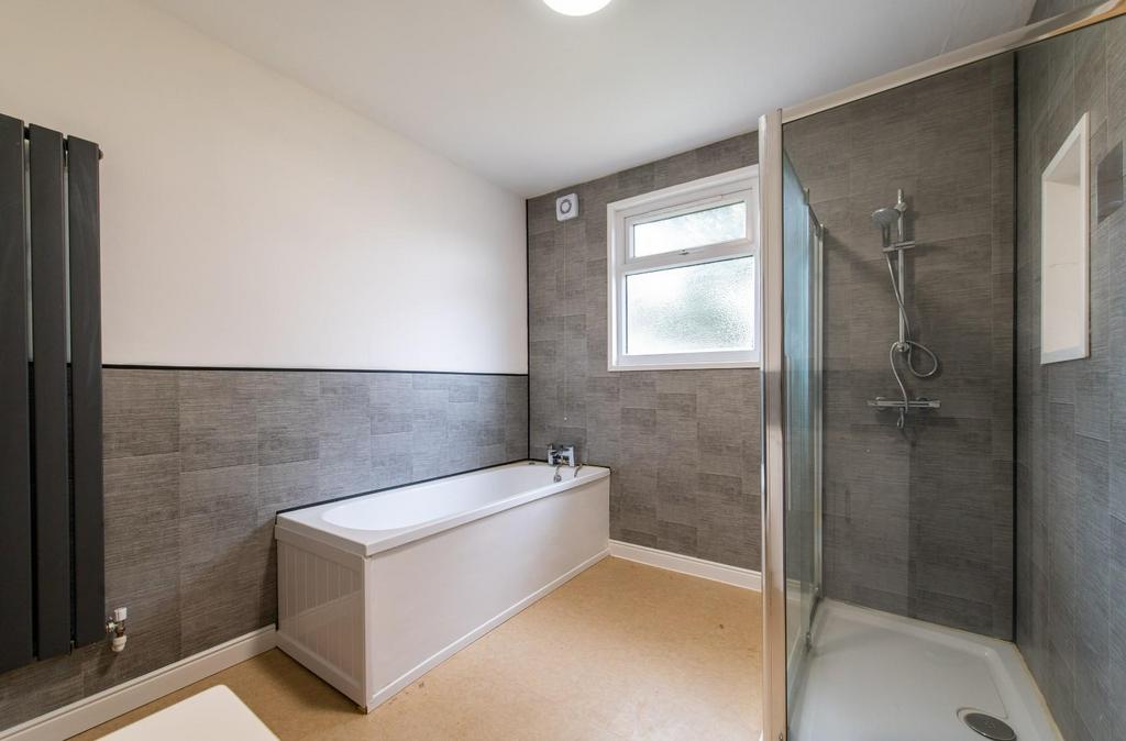 Ground Floor Bathroom