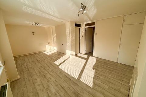 undefined, Dunheved Road South, Thornton Heath CR7