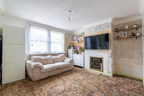 4 bedroom terraced house for sale, Elm Road, Greenhithe