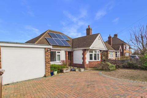 3 bedroom detached bungalow for sale, Hawthorn Road, Lincoln, LN2